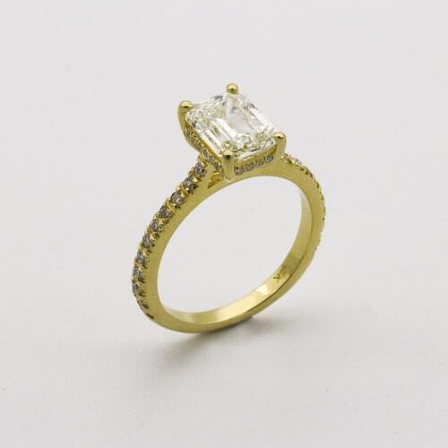 yellow gold engagement rings